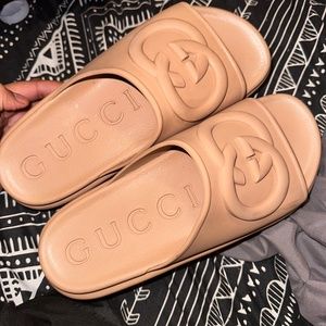 Gucci Interlocking G Slide Brown Rubber